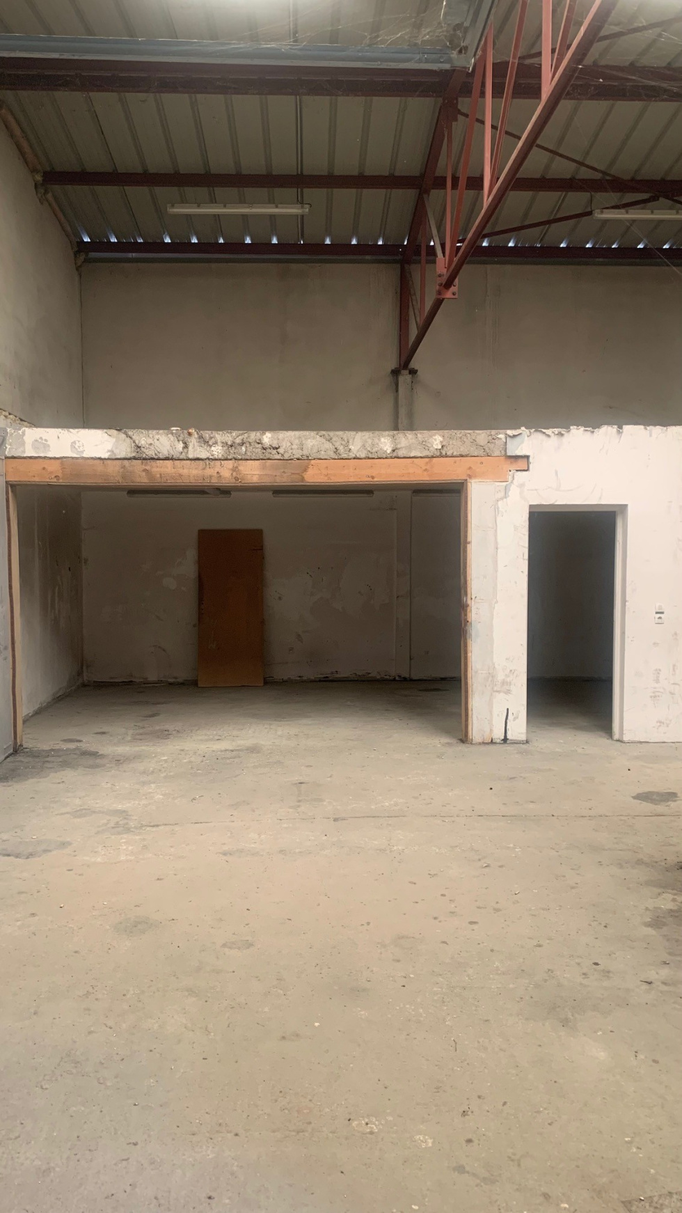Entrepôt 1 500 m² Créhange (57690) — 26