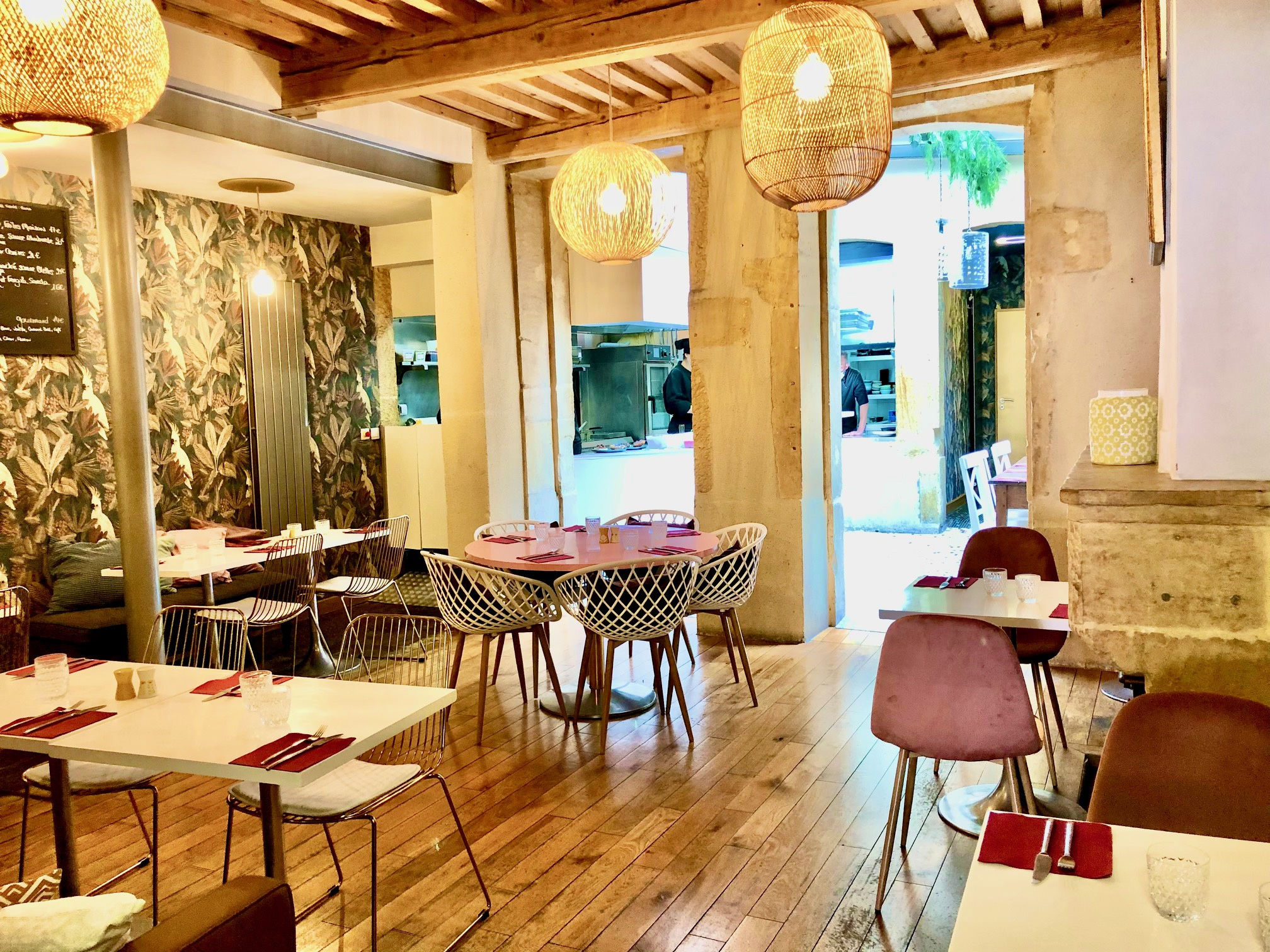 À VENDRE 220000 €  HT   Fonds de commerce Restaurant METZ CENTRE