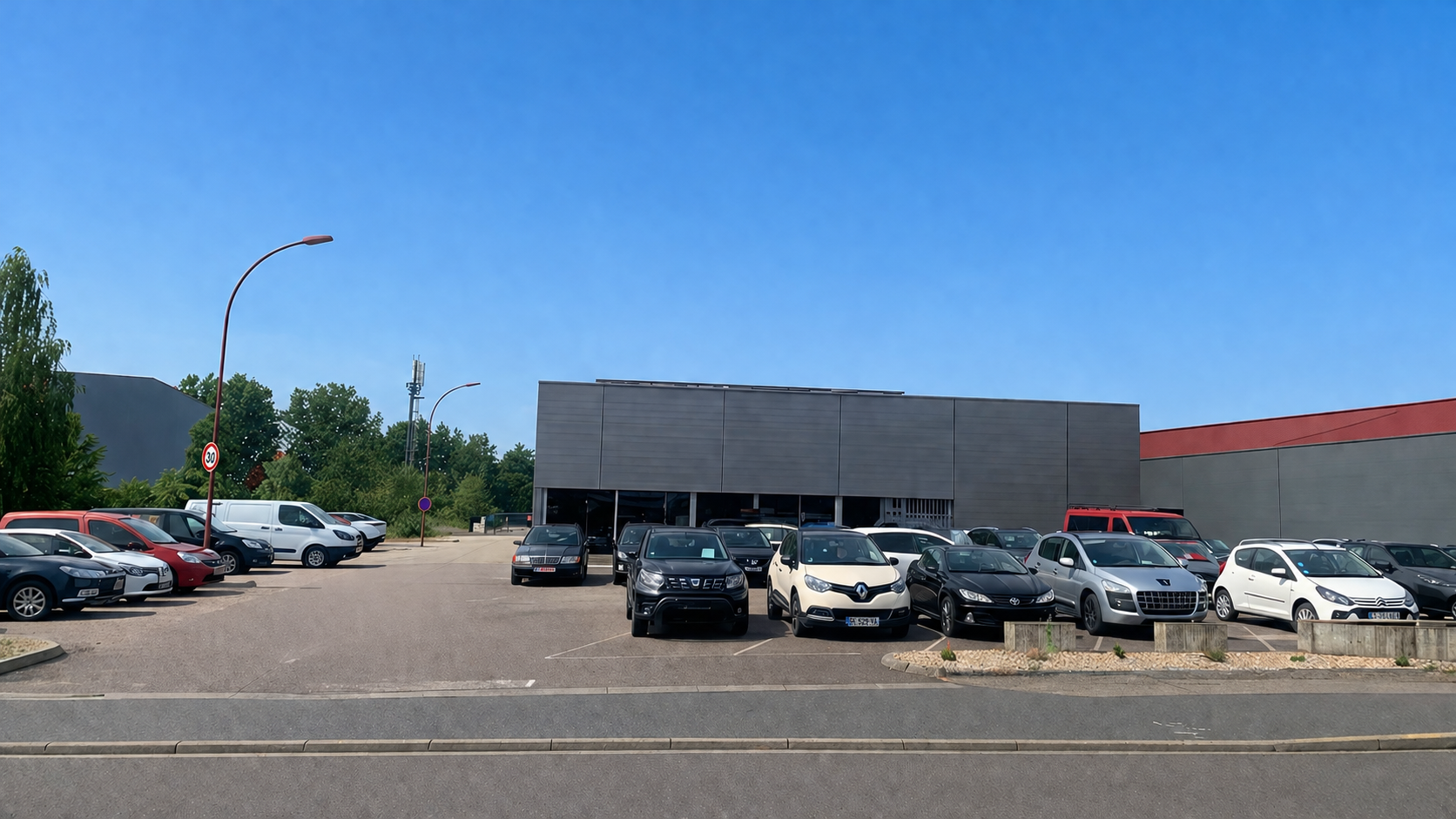 À vendre   Magnifique fonds de commerce avec bâtiment professionnel de 850 m2 à Marly